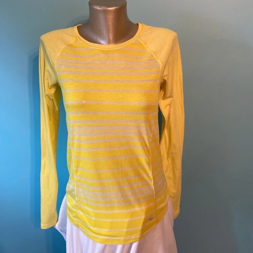 💥5/$25 Diadora‎ striped long sleeve  top